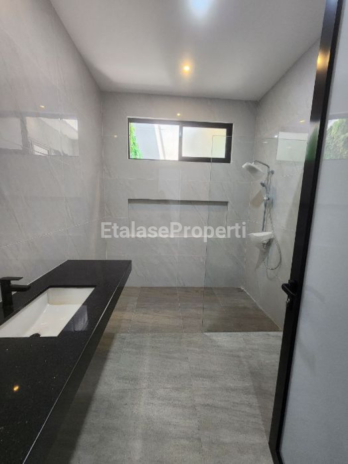 Foto properti Rumah Gress Citraland Cluster Depan 5
