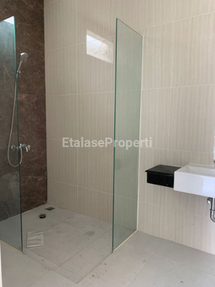 Foto properti DIJUAL RUMAH TYPE POJOK CITRA GARDEN SIDOARJO 3