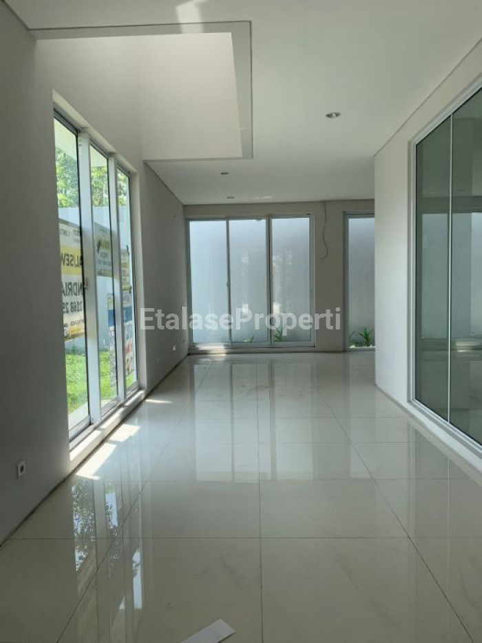 Foto properti DIJUAL RUMAH TYPE POJOK CITRA GARDEN SIDOARJO 4