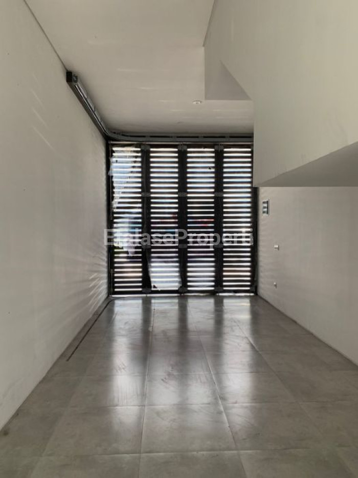 Foto properti DIJUAL RUMAH TYPE POJOK CITRA GARDEN SIDOARJO 8