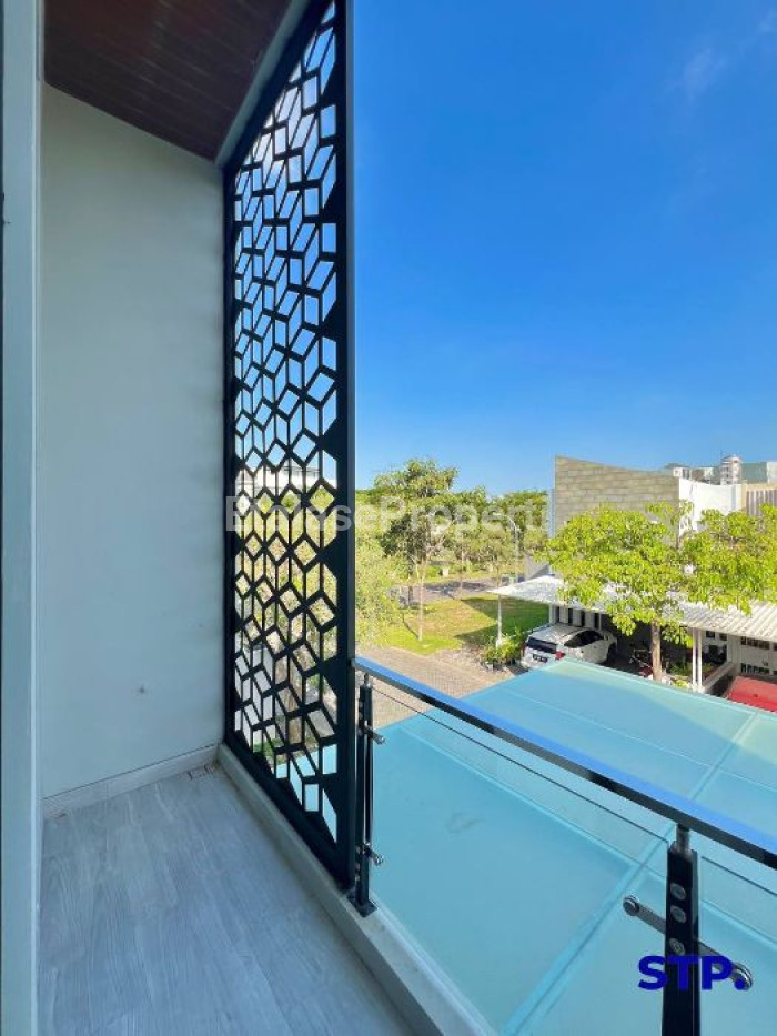 Foto properti Rumah Baru Minimalis Di Dian Istana Cluster Moca Vrbana 10