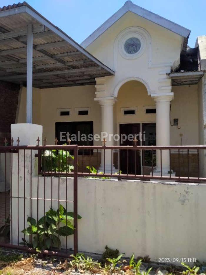 Foto properti Dijual Rumah SHM Puri Safira Regency C8/16 Menganti Gresik 10