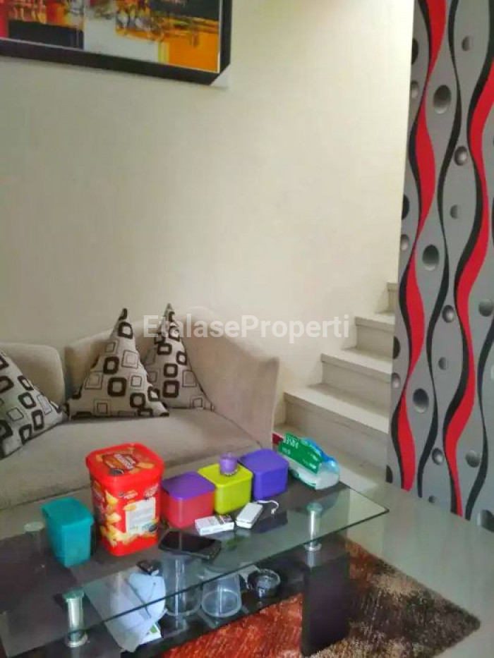 Foto properti Disewakan Rumah Siap Huni 2 Lantai Daerah Citra Garden Buduran Sidoarjo 7