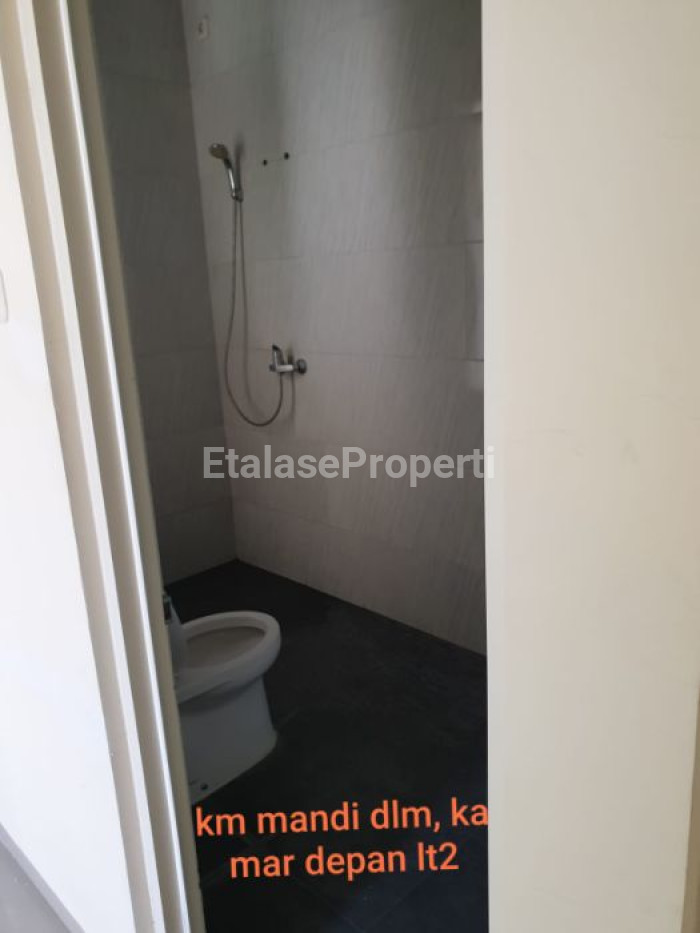 Foto properti Dijual Rumah Rungkut Asri Tengah 7