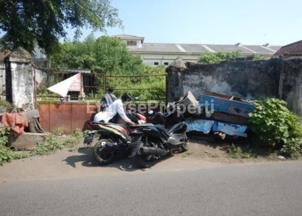 Foto properti *Dijual Tanah Jl. Mawar, Jombang* 1