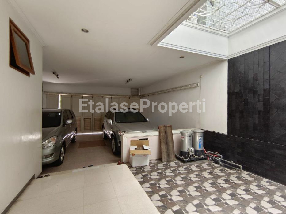 Foto properti Dijual Rumah Jalan Raya Utama ARAYA 10