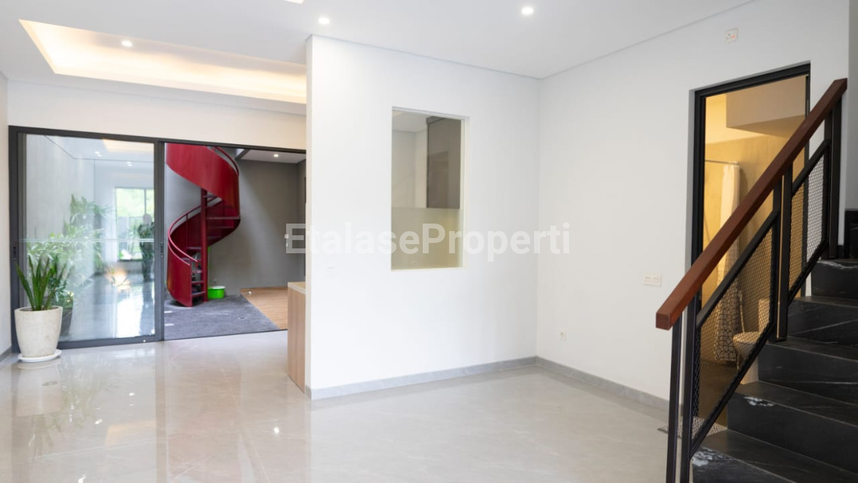 Foto properti Dijual Rumah Baru Minimalis San Antonio Pakuwon City 5