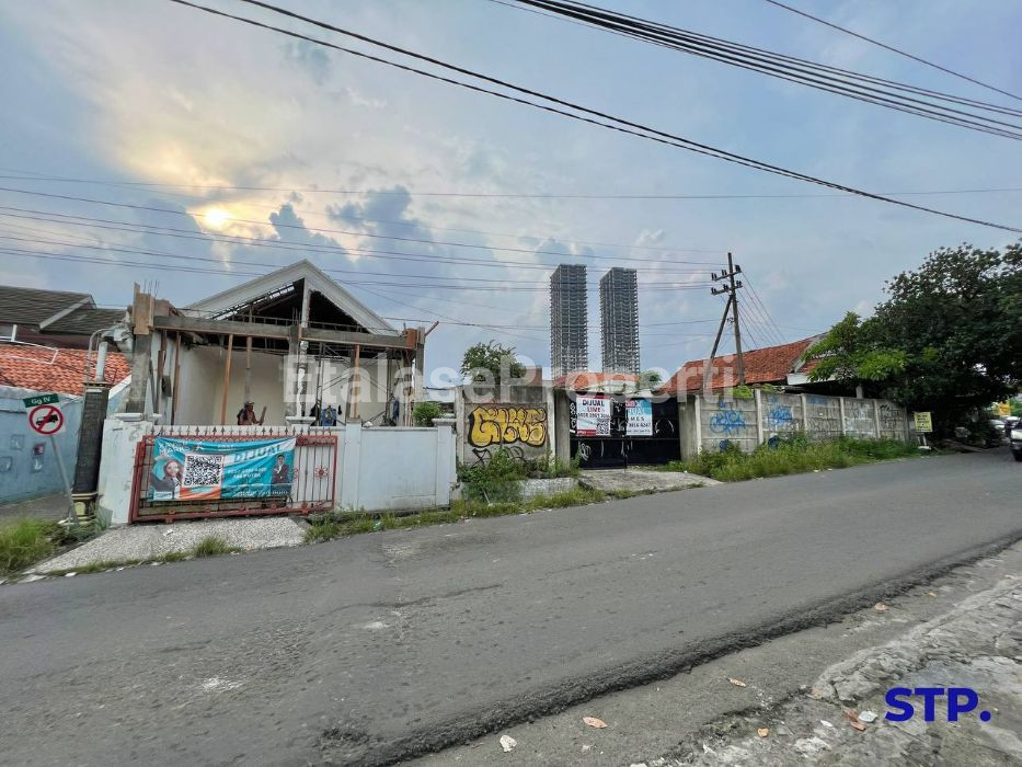 Foto properti Jual Cepat, Rumah Komersil Di Raya Lidah Kulon Dekat Citraland 1