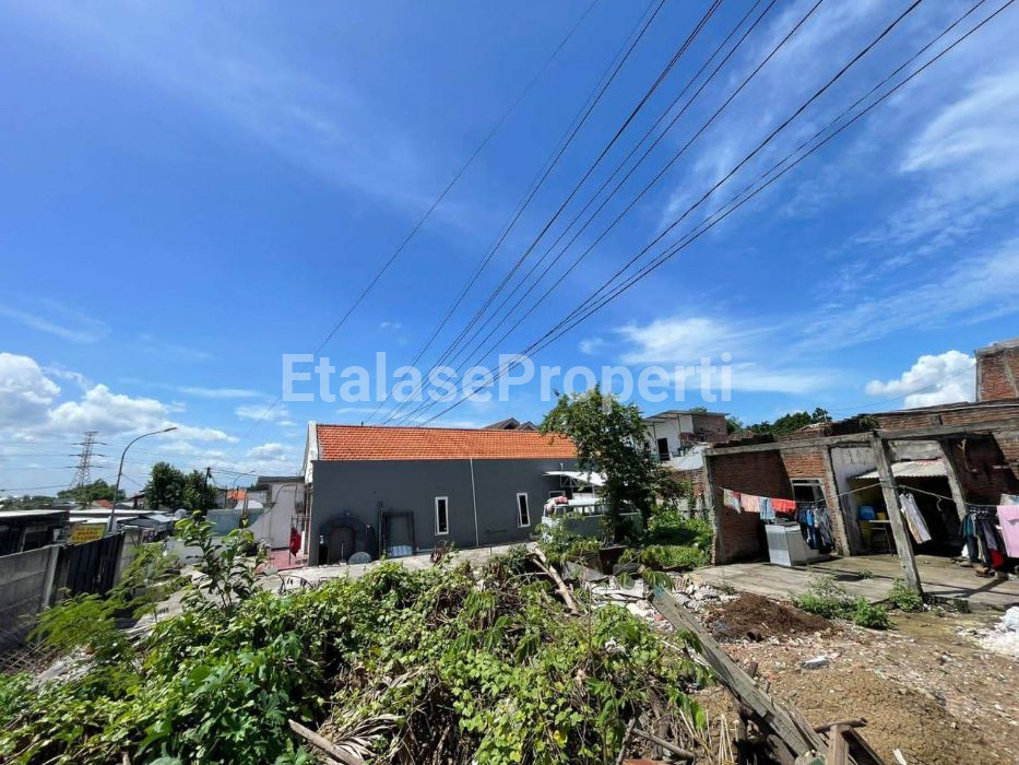 Foto properti Jual Cepat, Rumah Komersil Di Raya Lidah Kulon Dekat Citraland 4