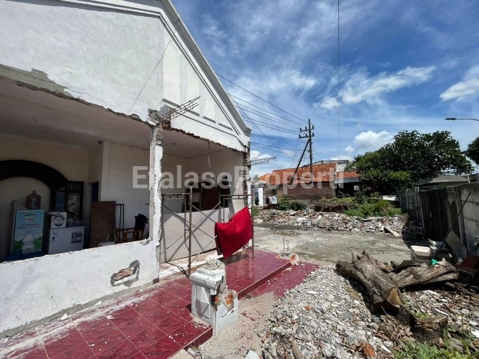 Foto properti Jual Cepat, Rumah Komersil Di Raya Lidah Kulon Dekat Citraland 6