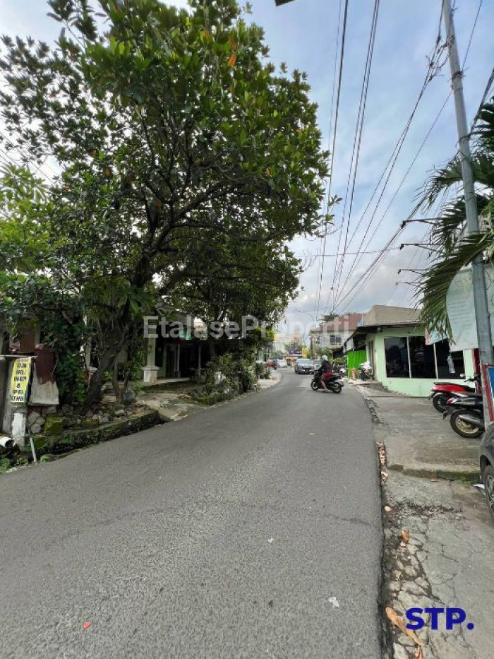Foto properti Jual Cepat, Rumah Komersil Di Raya Lidah Kulon Dekat Citraland 10
