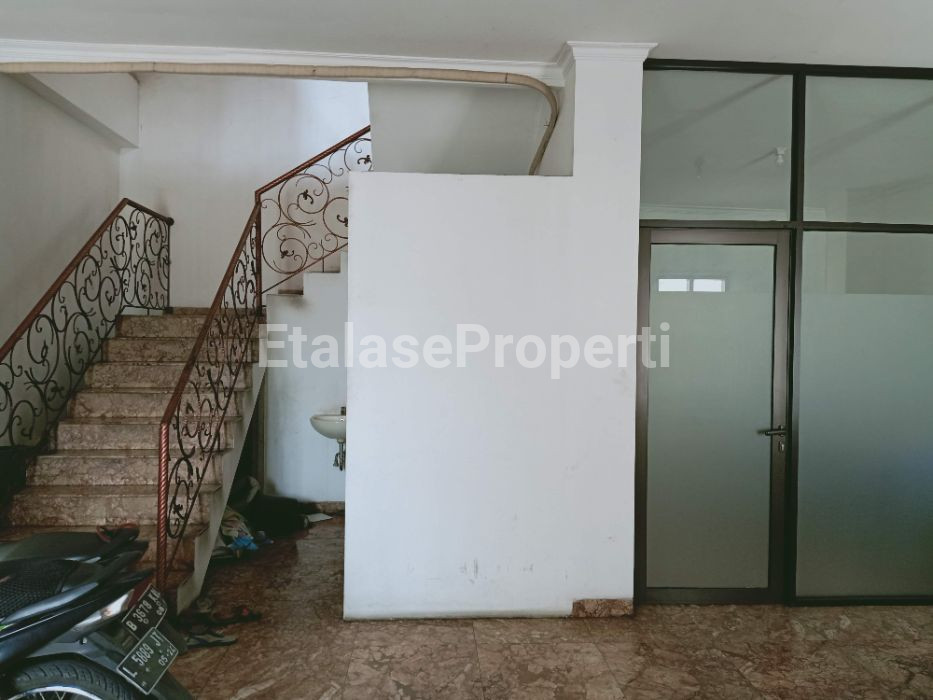 Foto properti Ruko Super Strategis Jaksel, Cocok Kantor: 4Lt Kokoh, Fasilitas Lengkap, Akses TOP 3