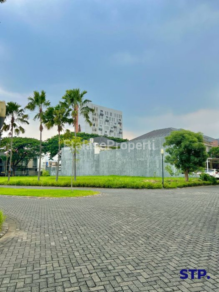 Foto properti Jual Cepat, Tanah Kavling Hoek Royal Residence Cluster De Rosenberg 2