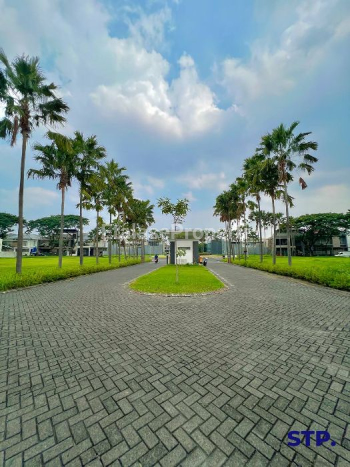 Foto properti Jual Cepat, Tanah Kavling Hoek Royal Residence Cluster De Rosenberg 7