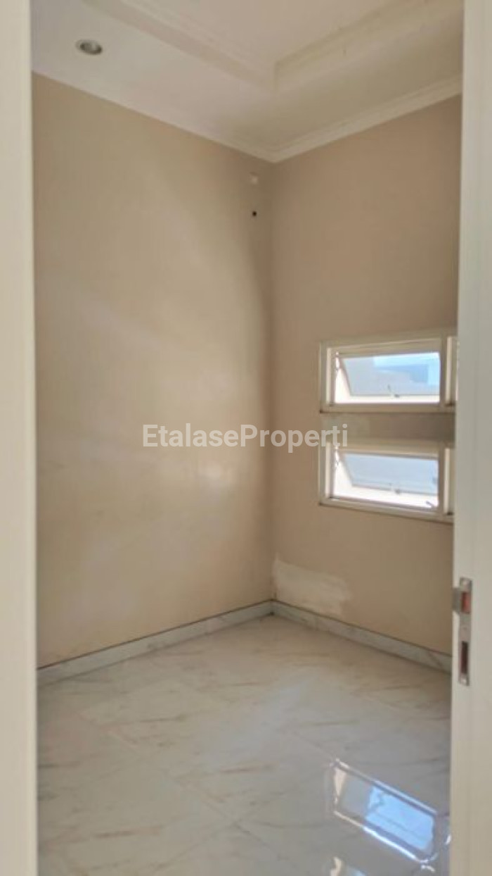 Foto properti Rumah Baru (SIAP HUNI) 6