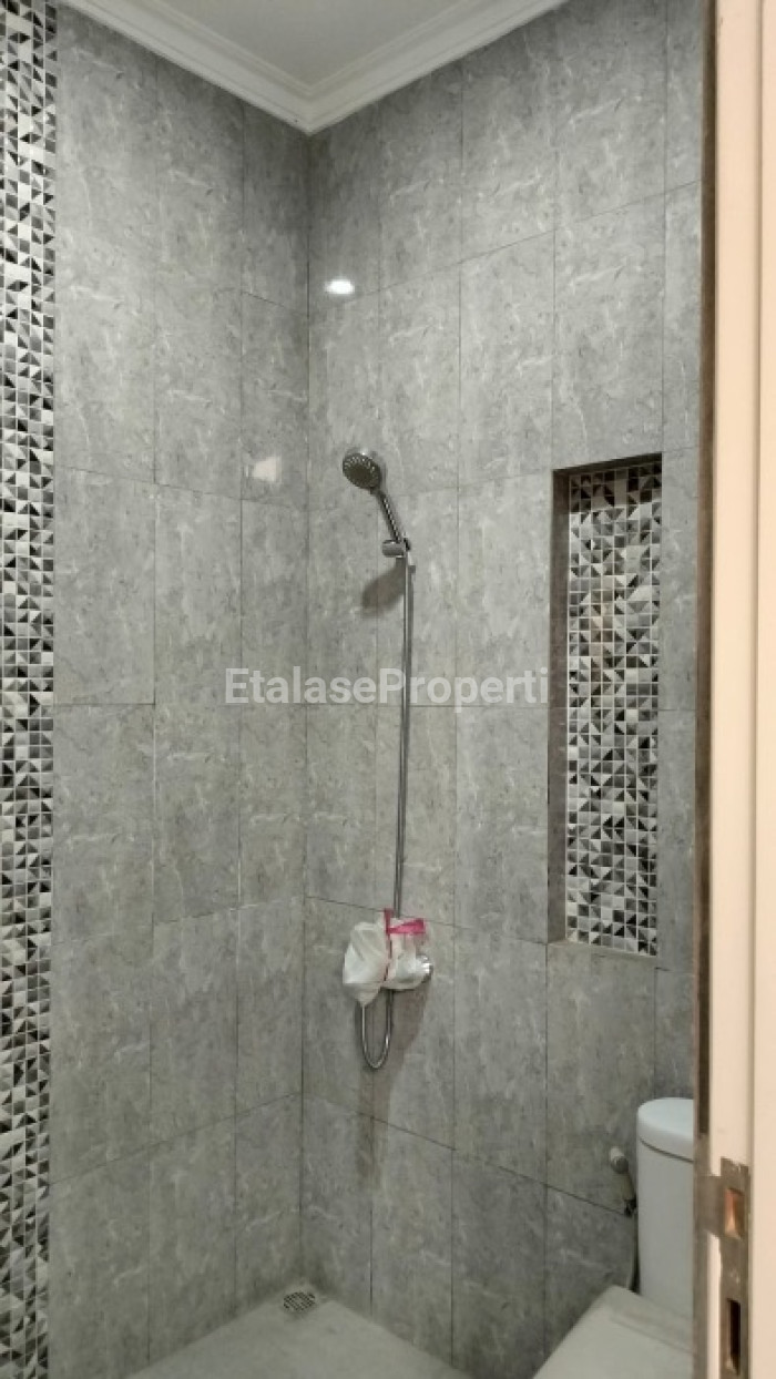 Foto properti Rumah Darmo Permai (SIAP HUNI) 2