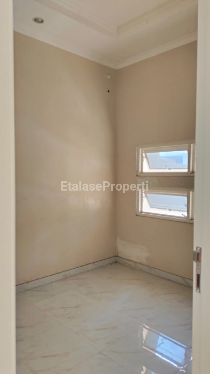 Foto properti Rumah Darmo Permai (SIAP HUNI) 4