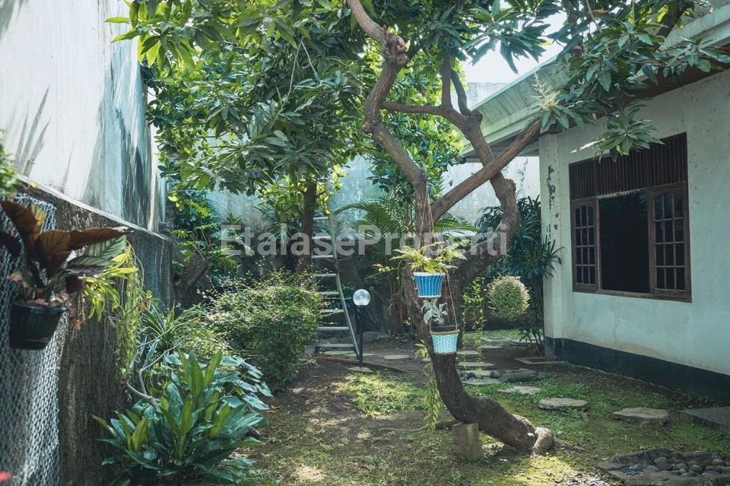 Foto properti Dijual Rumah Siap Huni 2 Lantai Daerah Kendangsari Surabaya 6