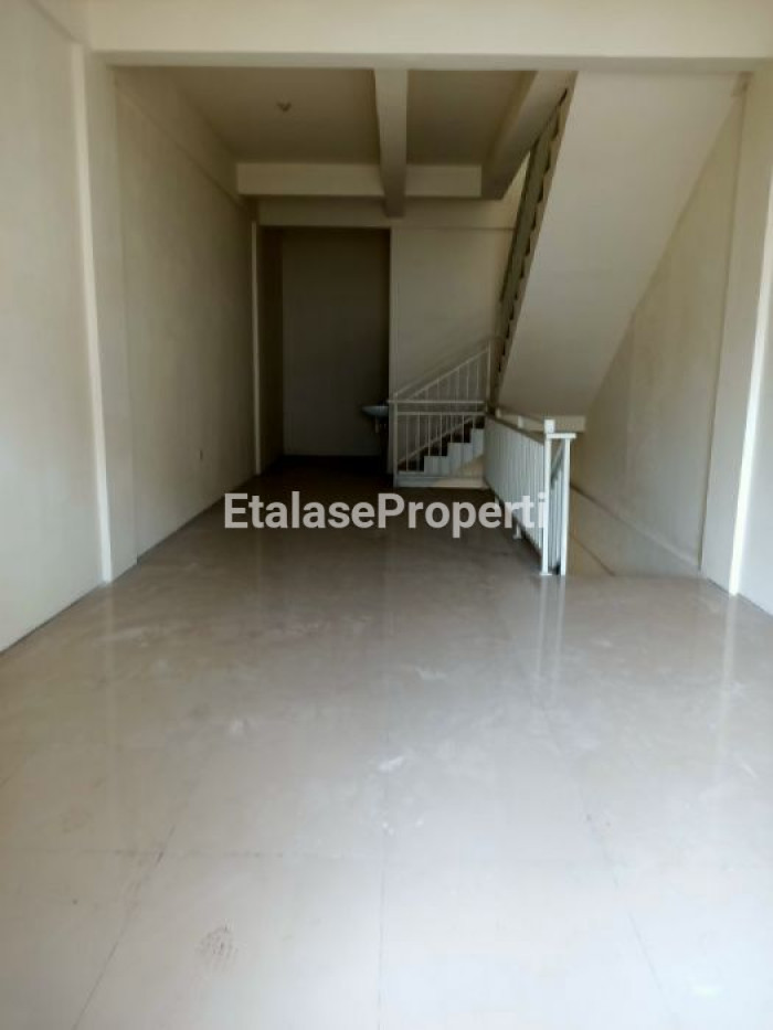 Foto properti Dijual Ruko Dharmahusada Utara 5