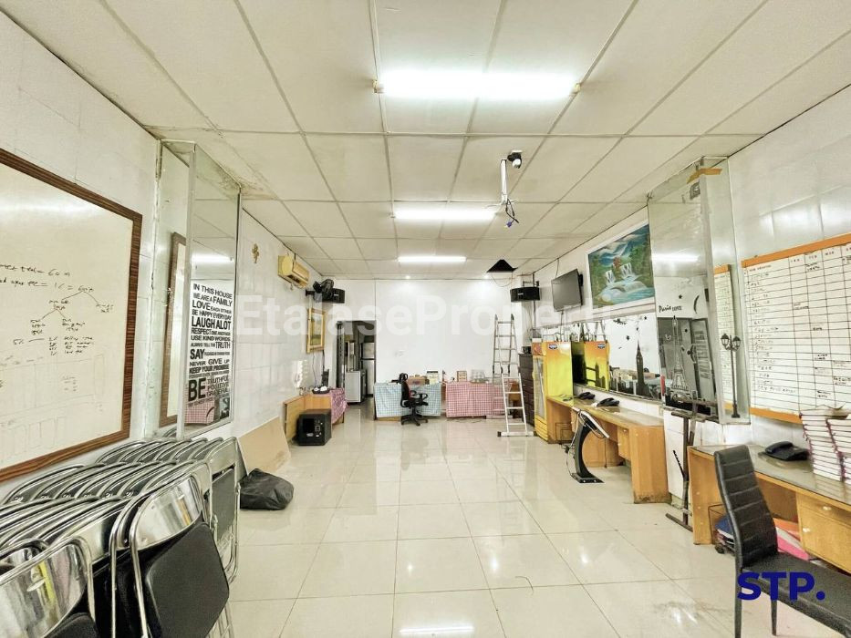 Foto properti Ruko 4,5 Lantai Di Kompleks Wonokitri Di Jalan Mayjend Sungkono 9