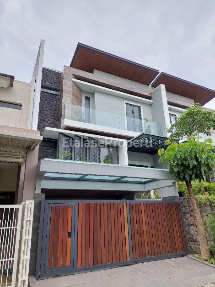 Foto properti Buruan Dapatkan Kesempurnaan Rumah Mewah Di Taman Puspa Raya, Citraland Dengan Harga Terjangkau 8