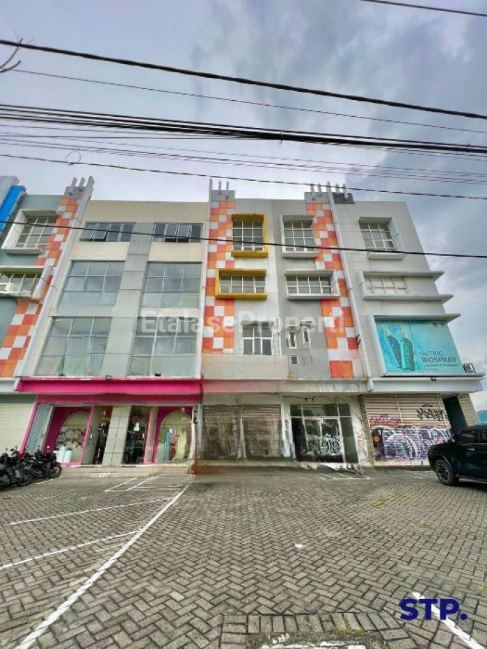 Foto properti Jual Cepat! Ruko 4 Lantai Di Raya MERR Parkir Luas 1