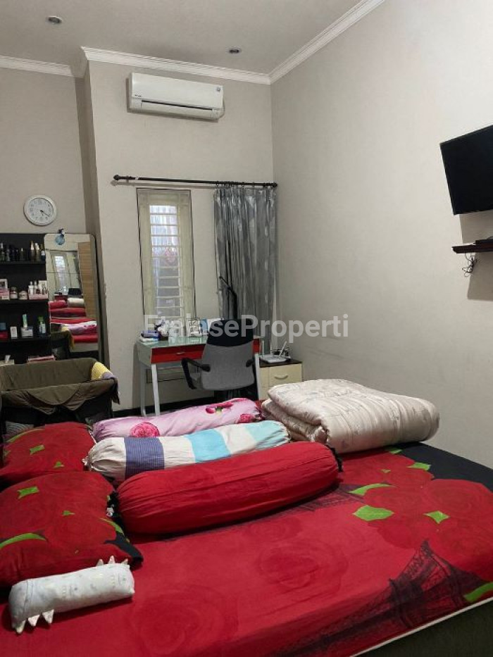 Foto properti Jual Cepat, Rumah 1,5 Lantai Di Taman Jambu Pondok Tjandra Indah 6