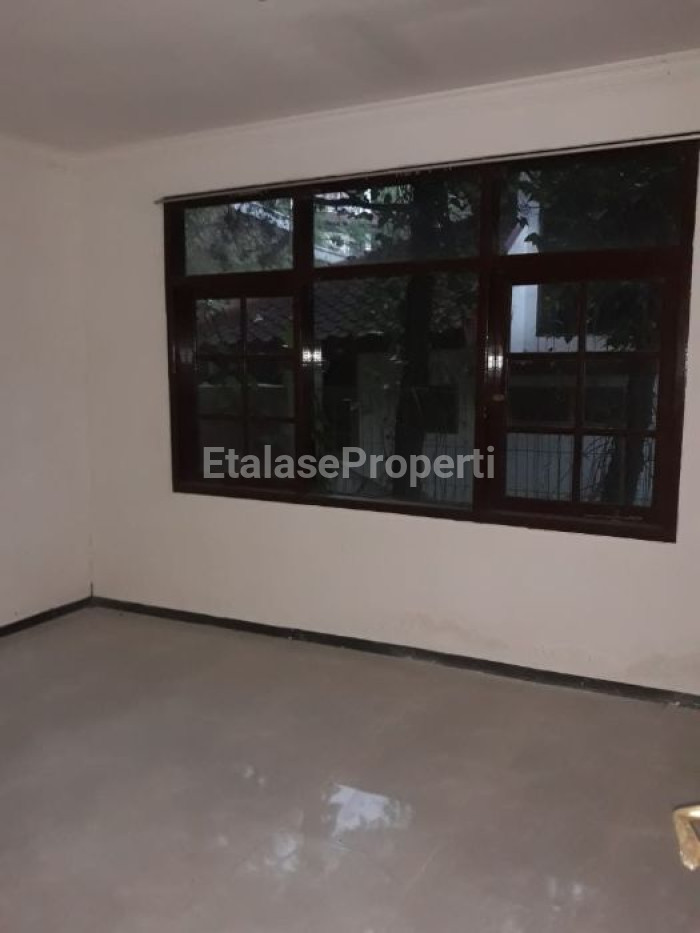 Foto properti Dijual Villa Sekuti Indah Tretes 4