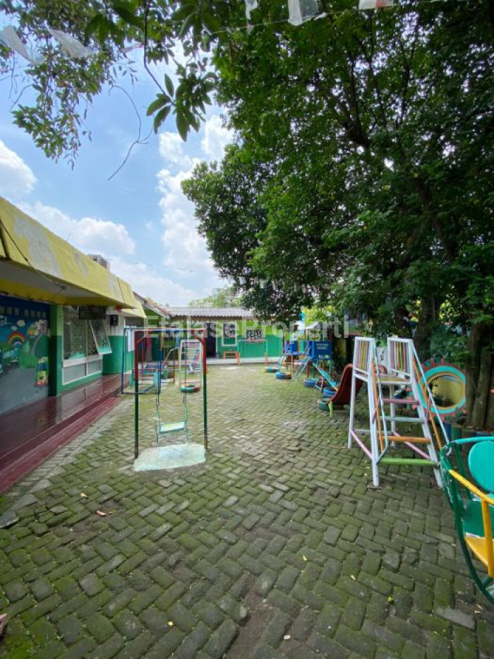 Foto properti Dijual Rumah Pinggir Jalan Raya Wiyung (NOL JALAN, Sebelah Kantor PU Brantas), Surabaya Barat 5