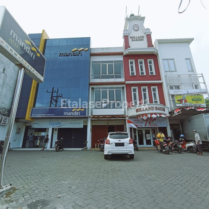 Foto properti Dijual Ruko Strategis 3 Lt Kapaskrampung 7