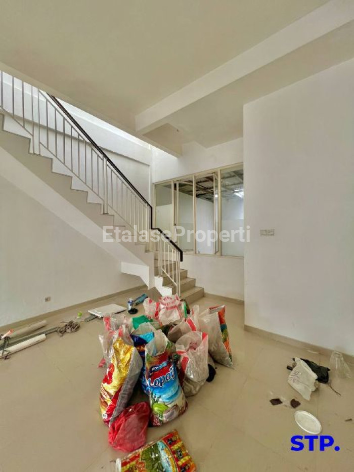 Foto properti Barang Langka! Disewakan Ruko San Antonio Pakuwon City 4