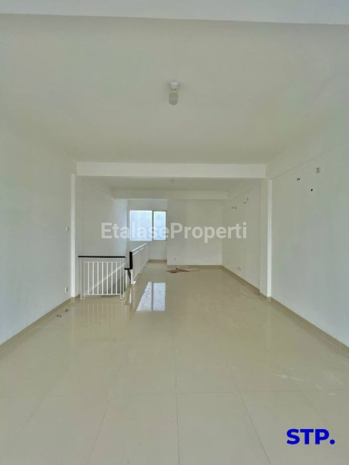 Foto properti Barang Langka! Disewakan Ruko San Antonio Pakuwon City 6