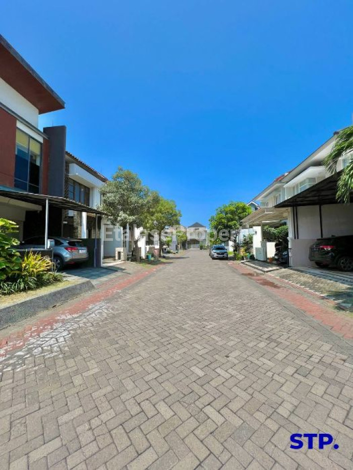 Foto properti Jual Cepat, Tanah Kavling Kertajaya Indah Regency Hoek 8