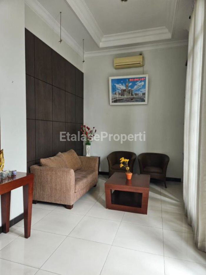 Foto properti Rumah Di Jual Di Raffles Garden Citraland 3