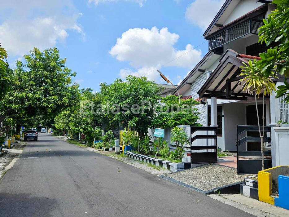 Foto properti Rumah Wisma Pagesangan Surabaya, Kondisi Terawat Siap Huni, ROW Lebar. 10