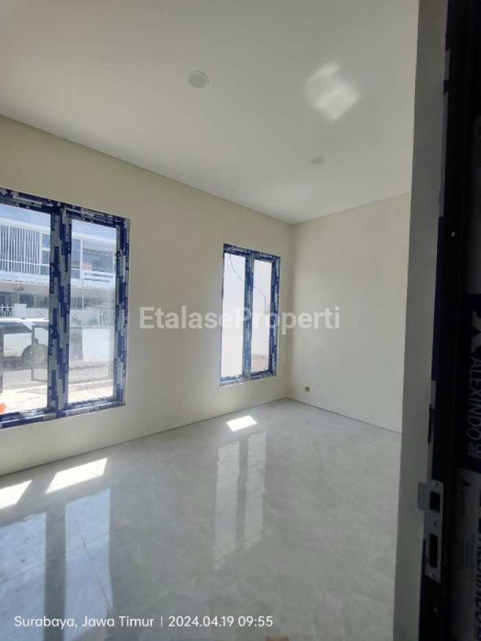 Foto properti Rumah Dekat Galaxy Mall Surabaya Di Wisma Permai Barat Mewah Minimalis 3