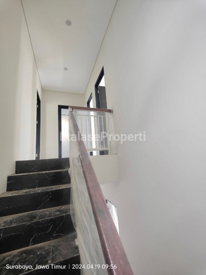 Foto properti Rumah Dekat Galaxy Mall Surabaya Di Wisma Permai Barat Mewah Minimalis 5