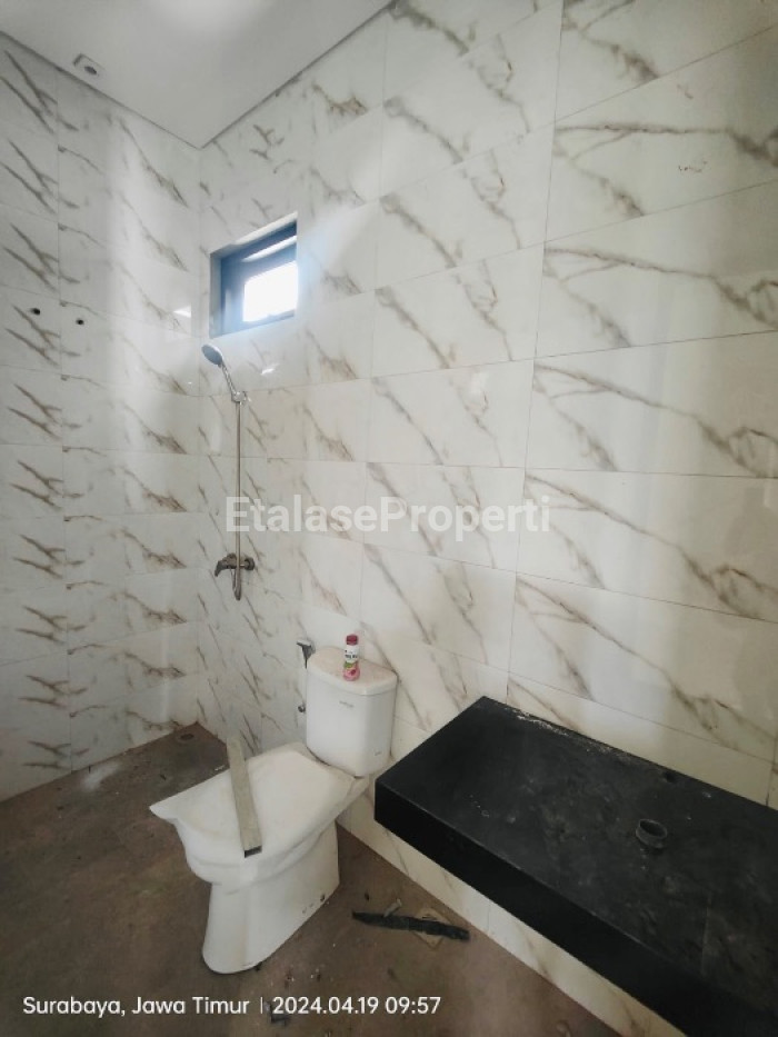 Foto properti Rumah Dekat Galaxy Mall Surabaya Di Wisma Permai Barat Mewah Minimalis 8