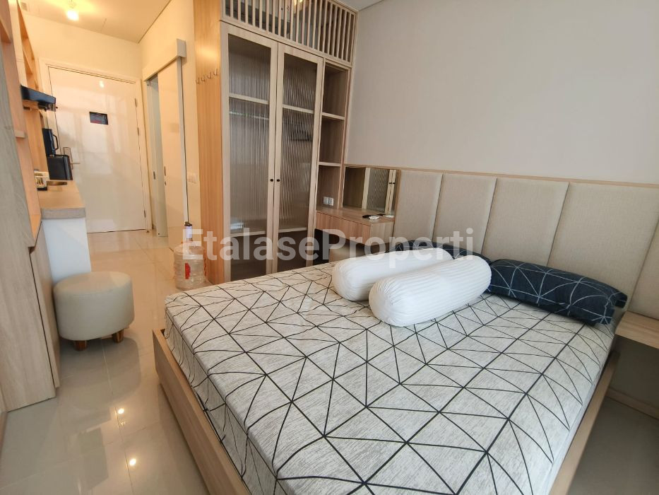 Foto properti Disewakan Studio Vertu Ciputra World  Full Furnish Baru! 1