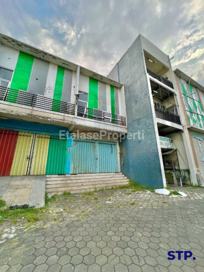 Foto properti Jual Cepat! Ruko 0 Jalan Raya Bypass Pandaan 2