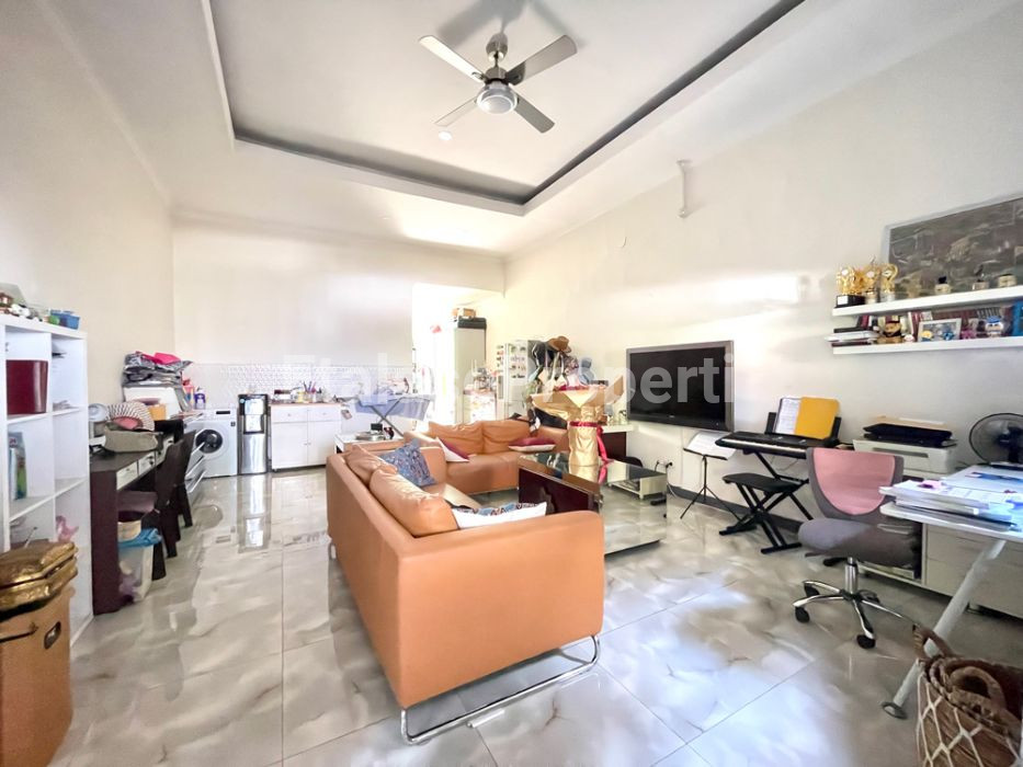 Foto properti *Dijual Rumah Kris Kencana ( Kencanasari Barat )* 1