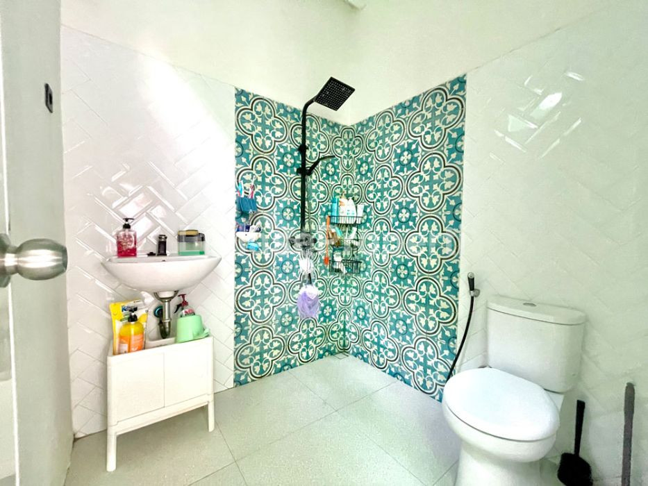 Foto properti *Dijual Rumah Kris Kencana ( Kencanasari Barat )* 3