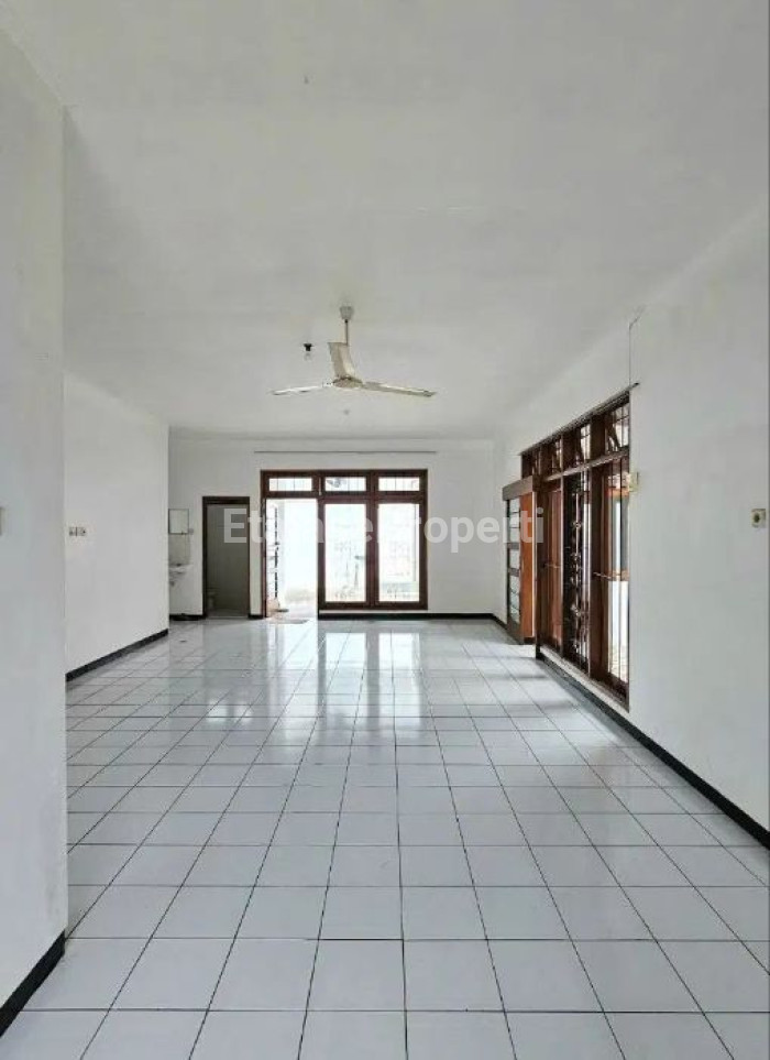 Foto properti Rumah Minimalis Sudah Renov Nyaman Siap Huni Di Pondok Blimbing Indah Malang 3