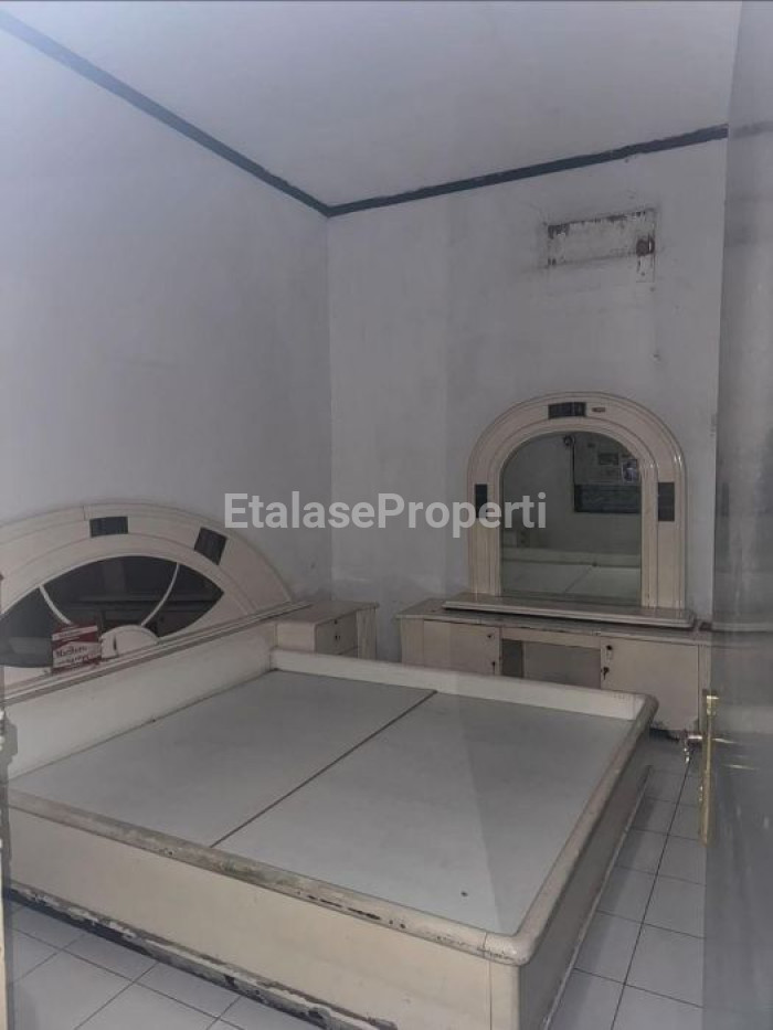 Foto properti Dijual Cepat Rumah Hitung Tanah Klampis Semolo Barat 8