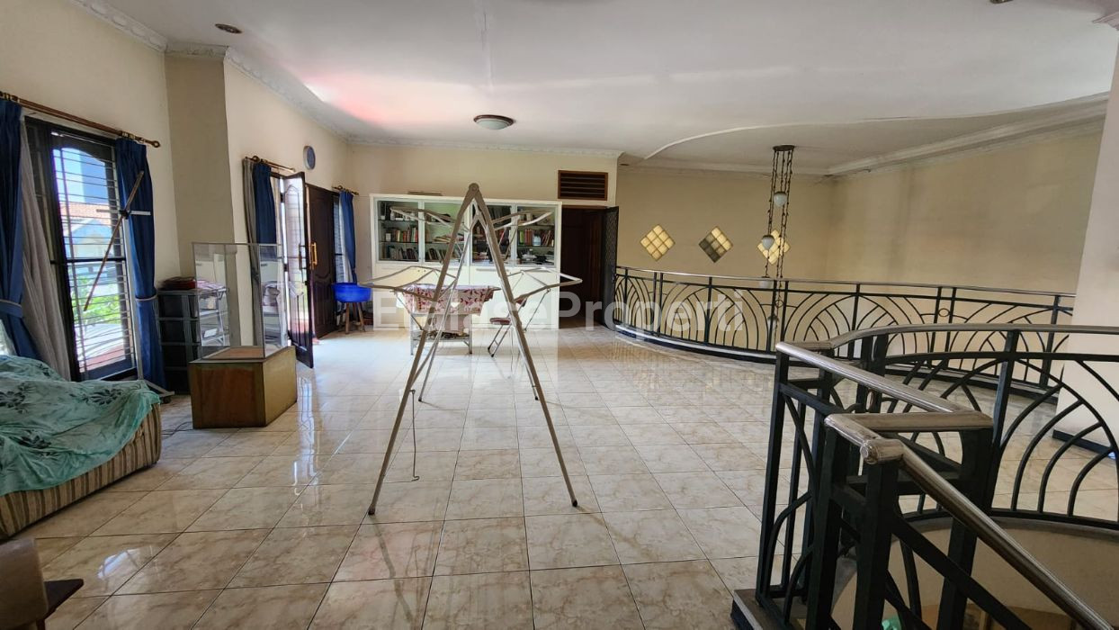 Foto properti *Dijual Rumah Kertajaya Indah Tengah* 6