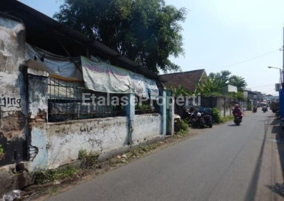Foto properti *Dijual Tanah Jl. Mawar, Jombang* 2
