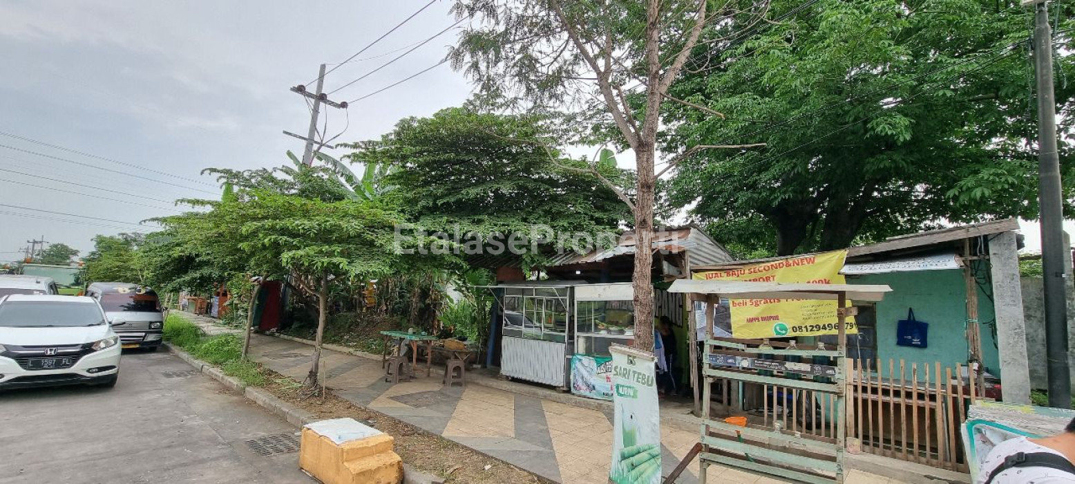 Foto properti *Dijual Tanah Raya Sememi 0 Jalan, Langka!* 1