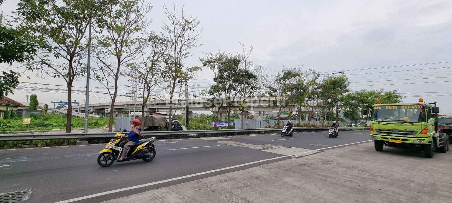 Foto properti *Dijual Tanah Raya Sememi 0 Jalan, Langka!* 2