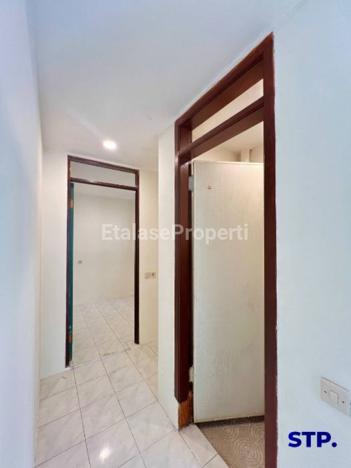 Foto properti Jual Cepat, Rumah Baru Renovasi Di Taman Puspa Raya Citraland 6