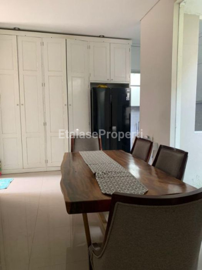 Foto properti RUMAH 2 Lantai Full FURNISHED CITRA GARDEN SIDOARJO 3